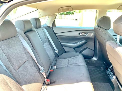 Used 2025 Honda Accord LX image 24