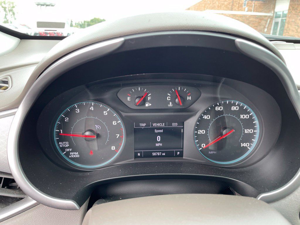 Used 2025 Chevrolet Malibu LT FWD image 21