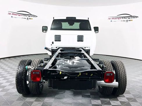 New 2026 RAM 4500 Tradesman w/ Chrome Appearance Group AWD/4WD image 7