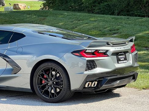 Used 2024 Chevrolet Corvette Stingray Preferred Cpe w/ Z51 Performance Package RWD image 10
