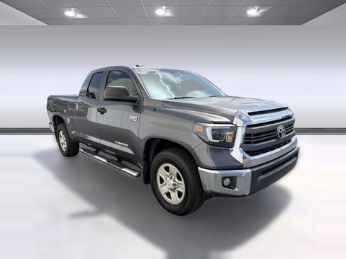 Used 2015 Toyota Tundra SR5 w/ SR5 Upgrade Package RWD image 7