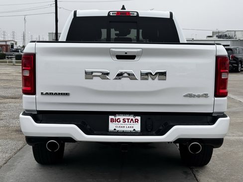 Used 2025 RAM 1500 Laramie w/ Sport Appearance Package image 10