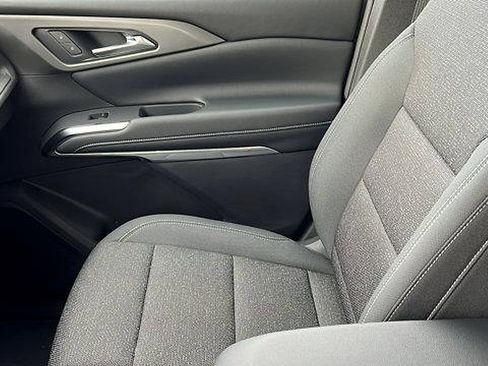 New 2026 Chevrolet Traverse LT w/ Driver Confidence Package image 19