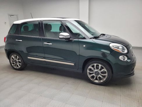 Used 2017 FIAT 500L Lounge w/ Premium Package FWD image 11