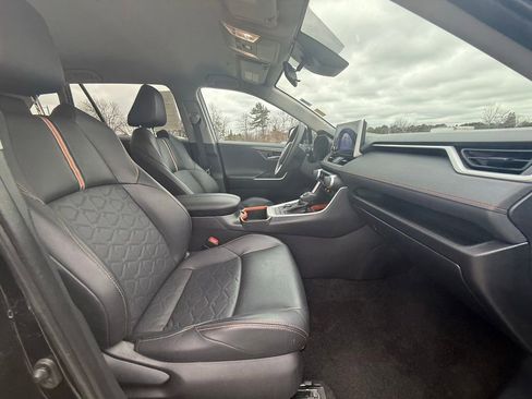 Used 2024 Toyota RAV4 Adventure image 34