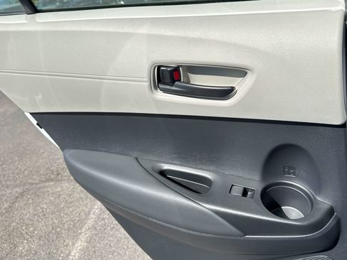 New 2026 Toyota Corolla Cross L image 12