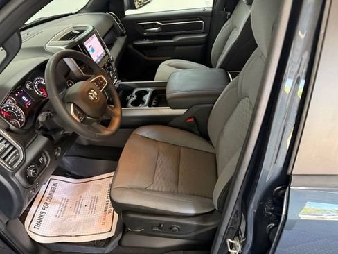 Used 2025 RAM 1500 Big Horn AWD/4WD image 18