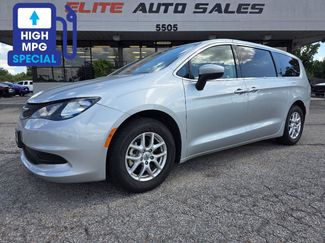 Used 2023 Chrysler Voyager LX FWD video 1