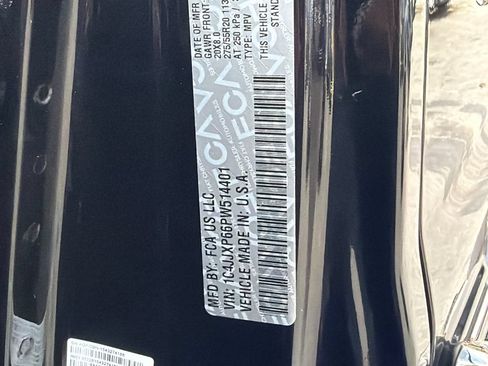 Used 2023 Jeep Wrangler Unlimited Sahara AWD/4WD image 31