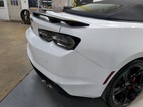 Used 2021 Chevrolet Camaro SS RWD image 16