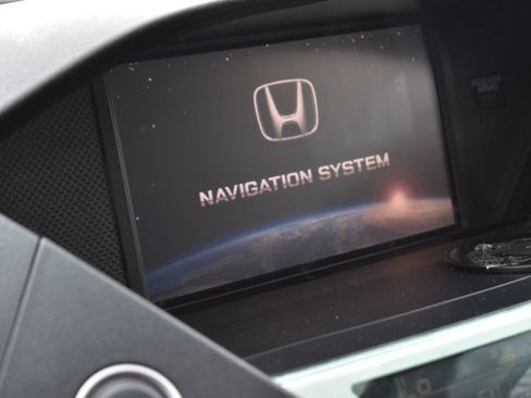 Used 2010 Honda Pilot Touring image 10