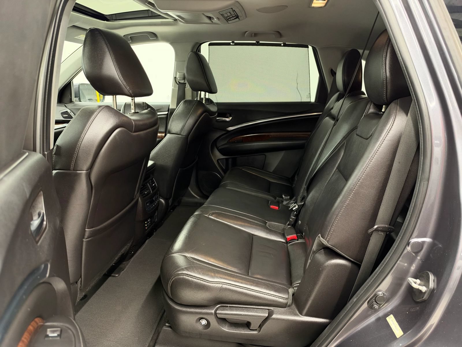 Used 2017 Acura MDX w/ Tech & Entertainment Pkg AWD/4WD image 19
