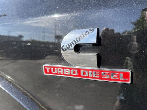 Used 2022 RAM 3500 Laramie image 7