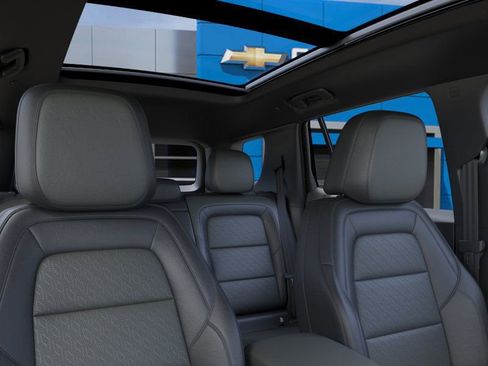 New 2026 Chevrolet Equinox LT w/ Convenience Package II image 24