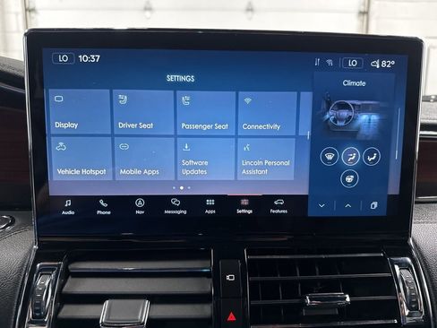 Used 2023 Lincoln Navigator L Reserve image 34