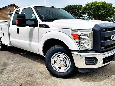 Used 2015 Ford F350 XL image 2