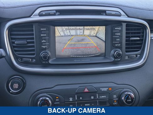 Used 2017 Kia Sorento EX w/ EX V6 Premium Package AWD/4WD image 33