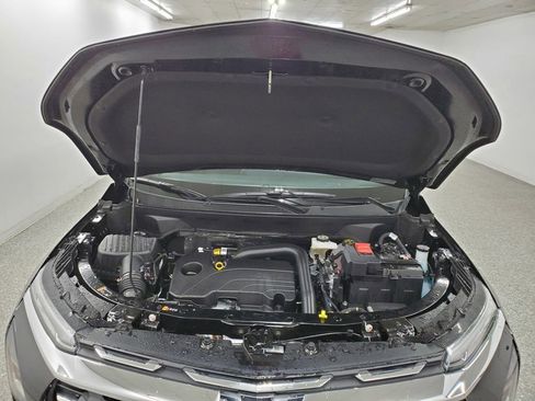 Used 2026 Chevrolet Equinox LT image 10