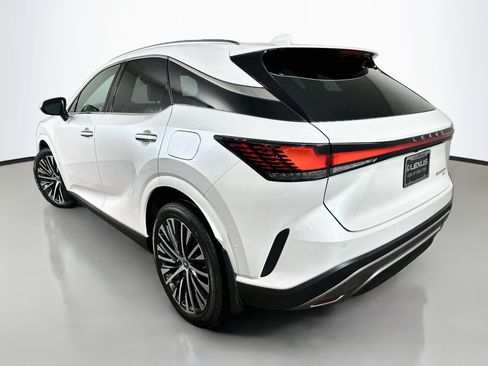 Used 2023 Lexus RX 350 w/ Cold Area Package AWD/4WD image 5