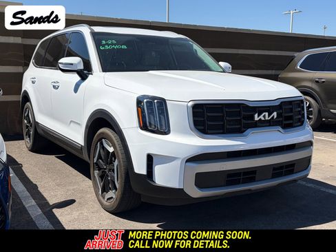 Certified 2024 Kia Telluride S w/ S Sunroof Package image 1