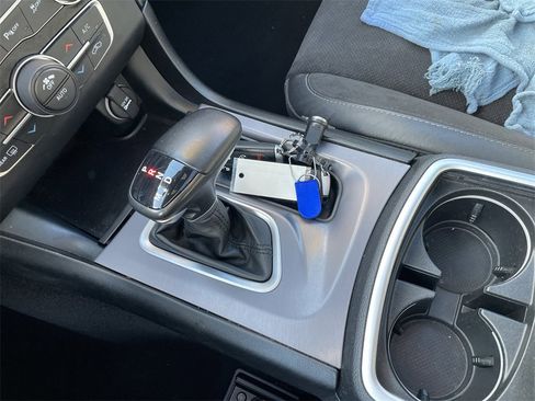 Used 2022 Dodge Charger Scat Pack w/ Dynamics Package image 21