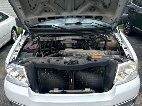 Used 2005 Ford F150 XLT image 9