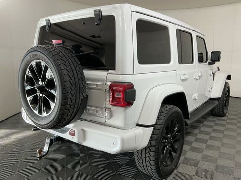 Used 2021 Jeep Wrangler Unlimited Sahara image 5