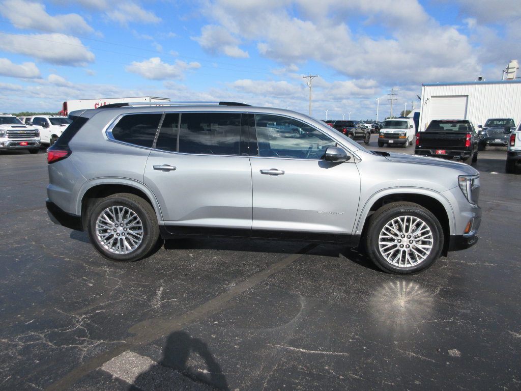 Certified 2025 GMC Acadia Denali AWD/4WD image 5