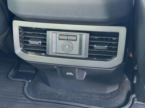 New 2026 Ford F250 Platinum w/ FX4 Off-Road Package image 11