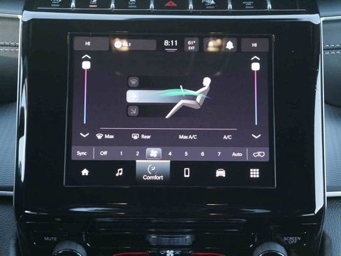 New 2025 Jeep Grand Cherokee Laredo X image 5