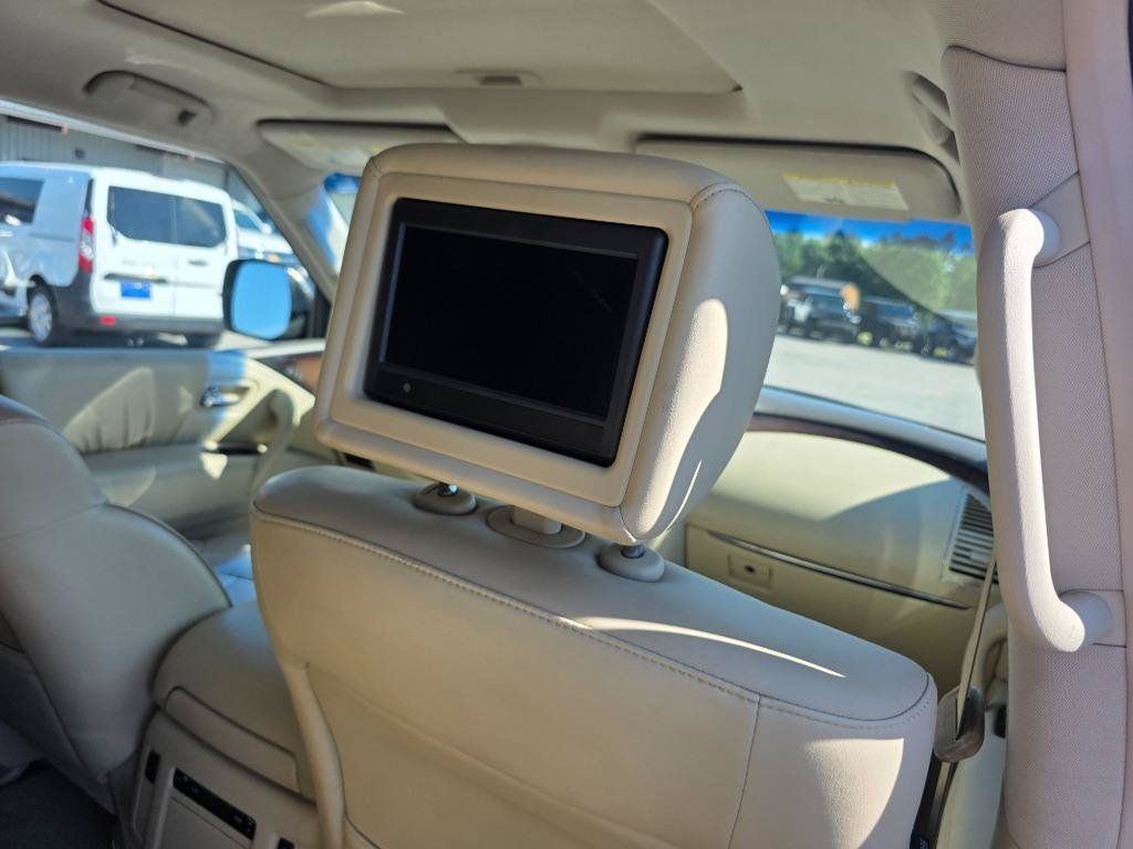 Used 2012 INFINITI QX56 4WD w/ Deluxe Touring Pkg image 14