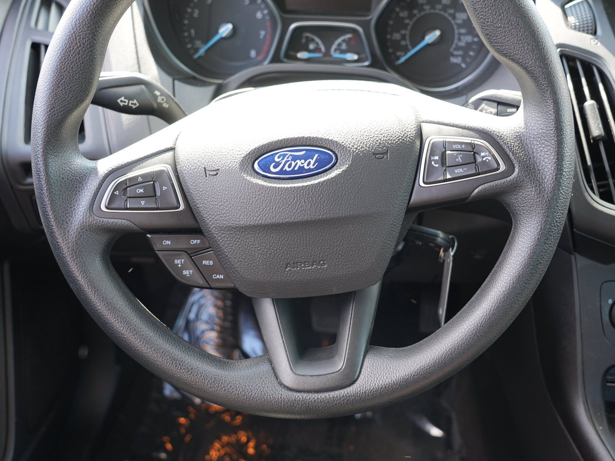 Used 2018 Ford Focus SE FWD image 24