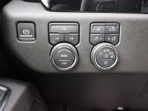 New 2025 Chevrolet Silverado 2500 LT w/ Safety Package image 12