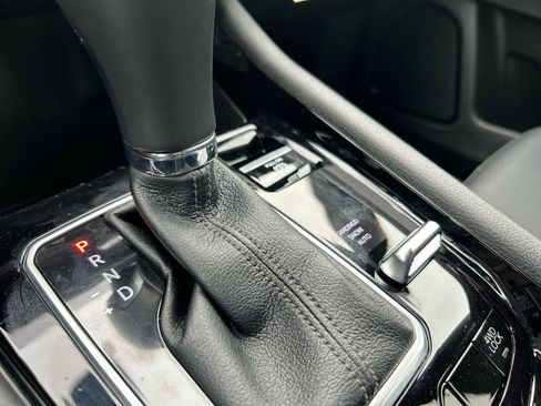 New 2026 Jeep Compass Latitude image 24