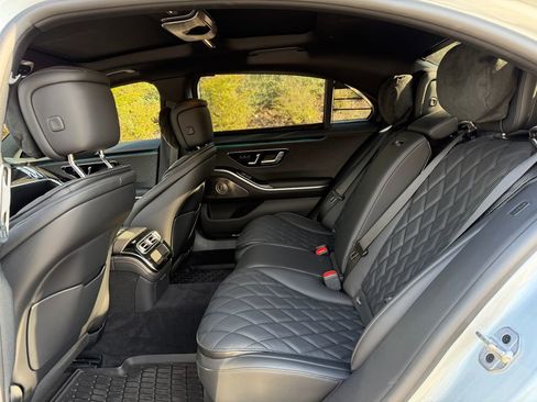 Used 2024 Mercedes-Benz S 580 4MATIC Sedan image 35