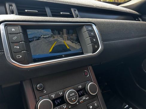 Used 2018 Land Rover Range Rover Evoque SE Premium AWD/4WD image 23
