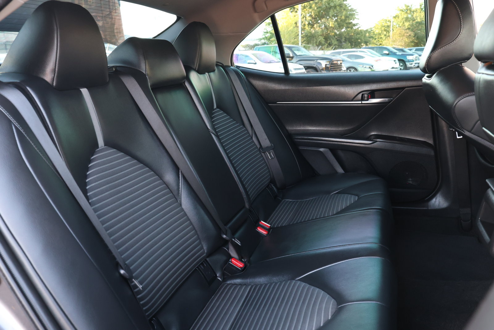 Used 2024 Toyota Camry SE w/ Convenience Package FWD image 31
