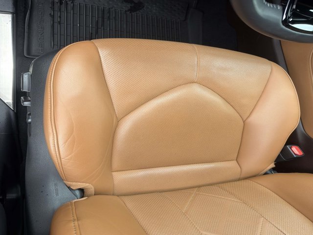 Certified 2021 Toyota Highlander Platinum FWD image 9