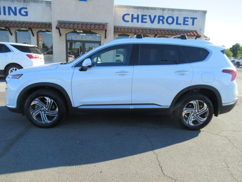 Used 2022 Hyundai Santa Fe SEL w/ Convenience Package image 2