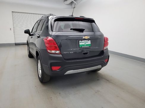 Used 2018 Chevrolet Trax LT w/ LT Convenience Package AWD/4WD image 6