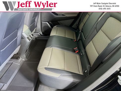 New 2026 Chevrolet Equinox LT w/ Convenience Package II FWD image 5