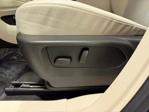 Certified 2023 Buick Envision Preferred image 11