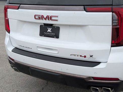 New 2026 GMC Yukon AT4 Ultimate AWD/4WD image 8