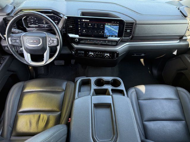 Used 2025 GMC Sierra 1500 SLT AWD/4WD image 10