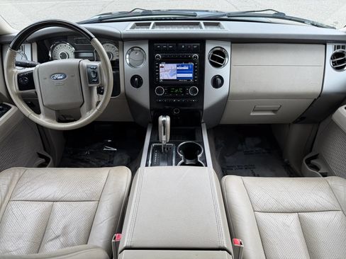 Used 2014 Ford Expedition Limited w/ Equipment Group 301A AWD/4WD image 3