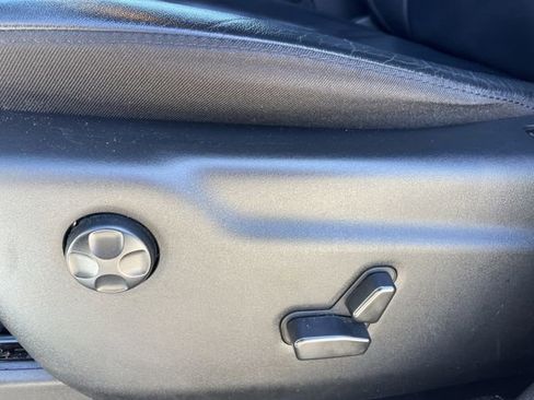 Used 2022 Jeep Grand Cherokee Limited image 26