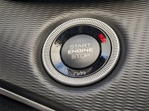 New 2025 Jeep Grand Cherokee Laredo w/ Luxury Tech Group I image 26