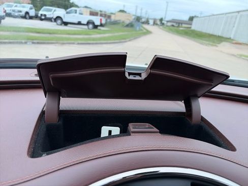 Used 2014 Buick Enclave Leather FWD image 21