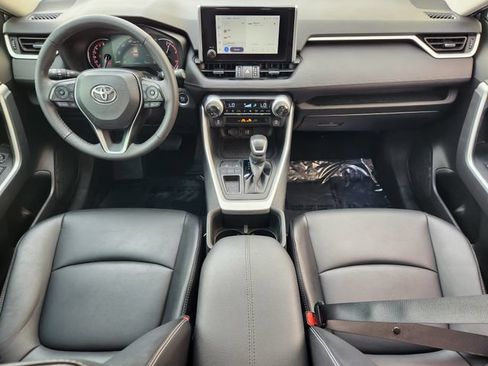Used 2023 Toyota RAV4 XLE Premium FWD image 27