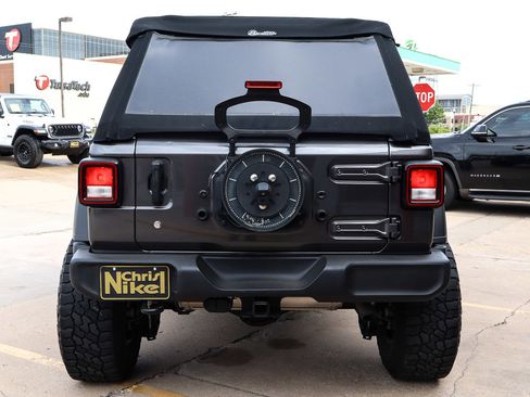 Used 2019 Jeep Wrangler Unlimited Sport S AWD/4WD image 14